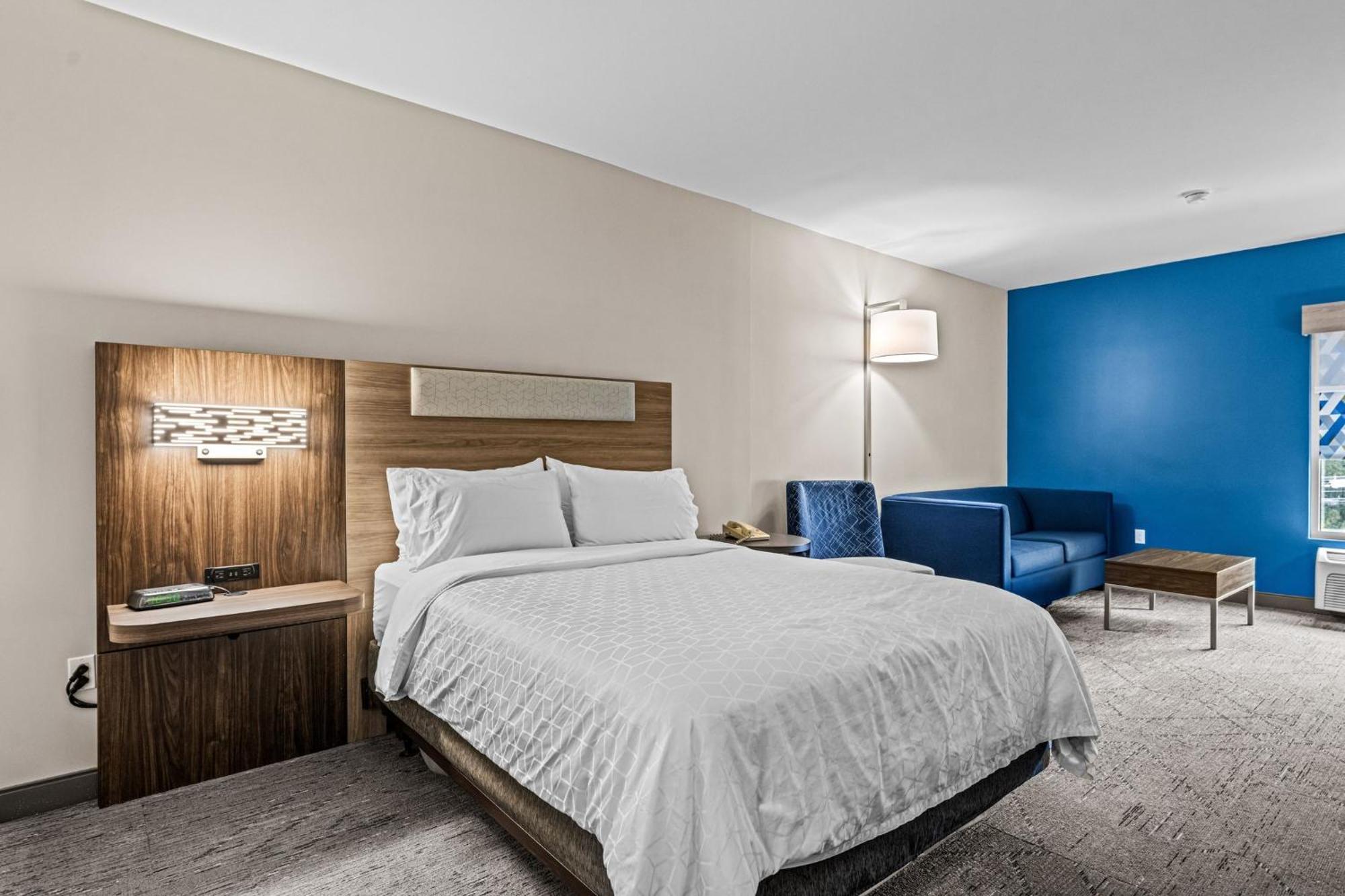 Holiday Inn Express & Suites Carneys Point - Pennsville By Ihg Eksteriør billede