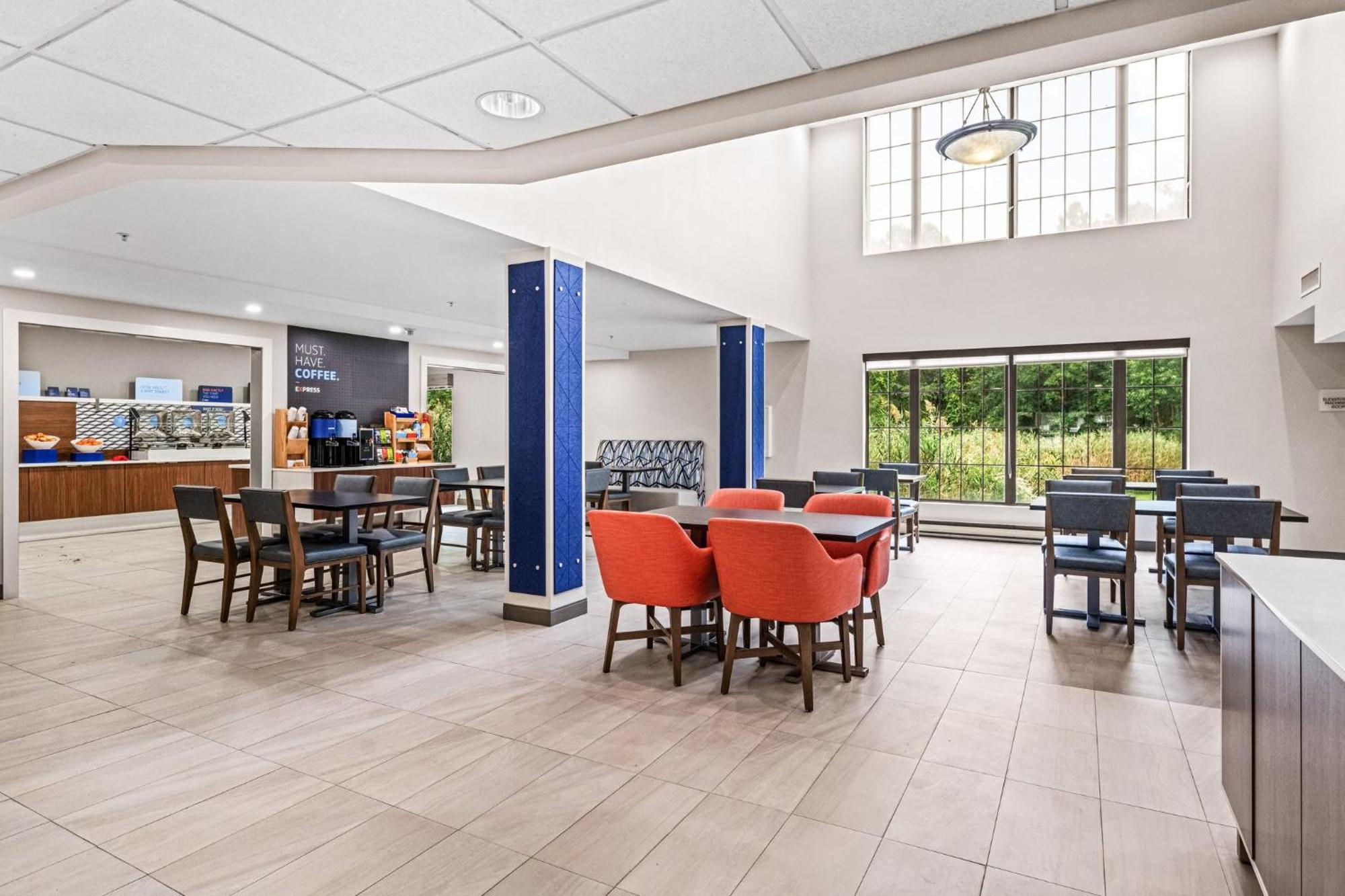 Holiday Inn Express & Suites Carneys Point - Pennsville By Ihg Eksteriør billede