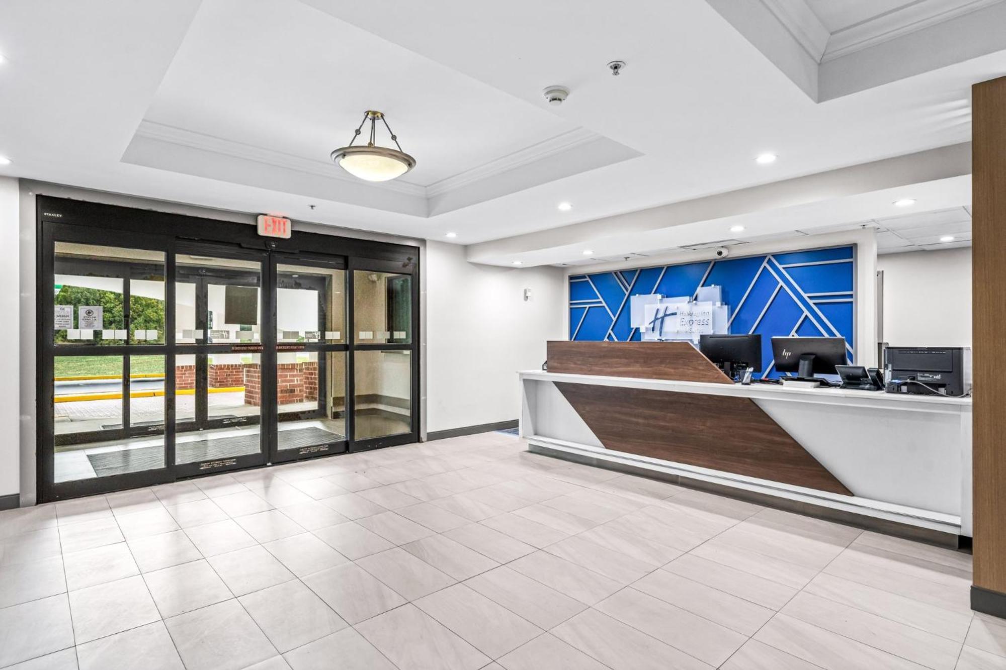 Holiday Inn Express & Suites Carneys Point - Pennsville By Ihg Eksteriør billede