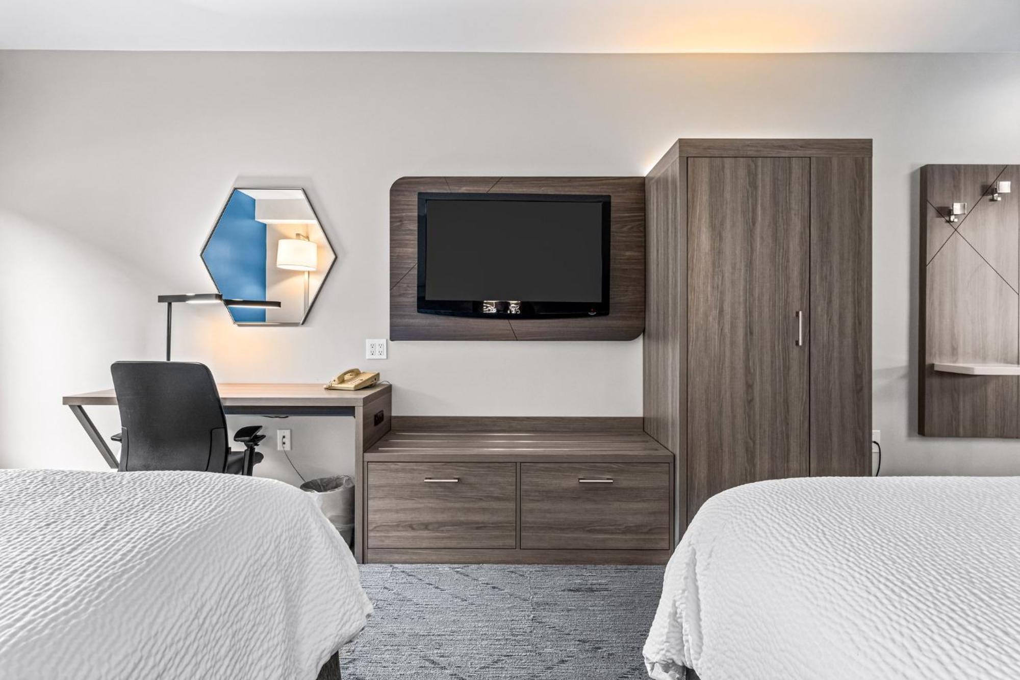 Holiday Inn Express & Suites Carneys Point - Pennsville By Ihg Eksteriør billede